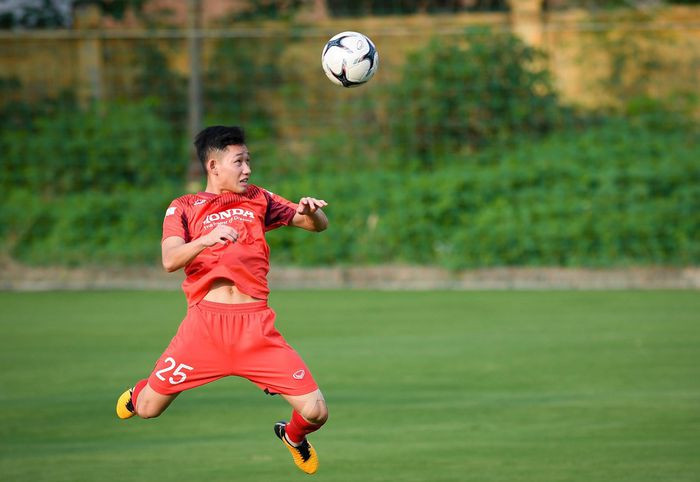 Hai Long duoc goi bo sung len U23 Viet Nam