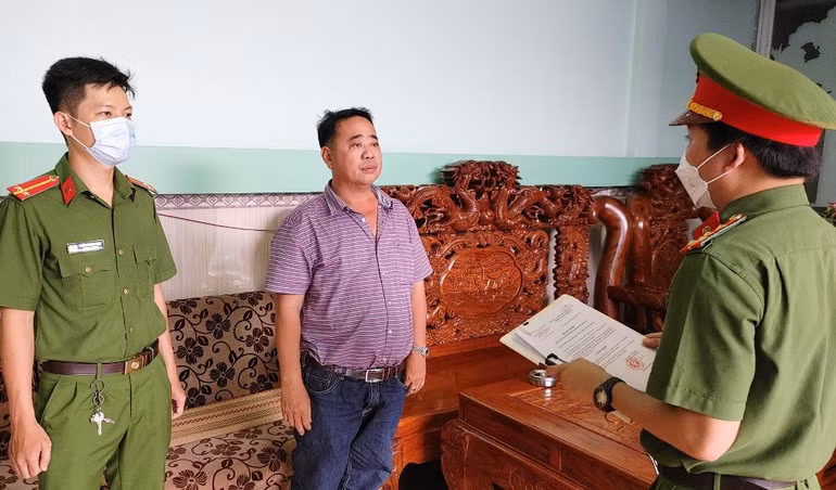 Dai ta Dinh Van Noi noi ve viec dieu tra vu an mot dai gia tron thue-Hinh-2