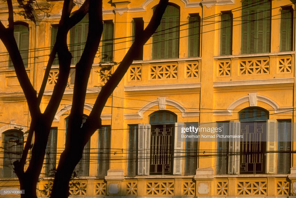 Một tòa nhà kiến trúc thuộc địa ở TP.HCM.