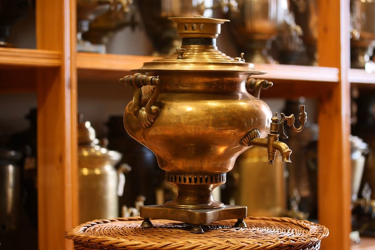 Nhung su that cuc bat ngo ve chiec am samovar tru danh cua Nga