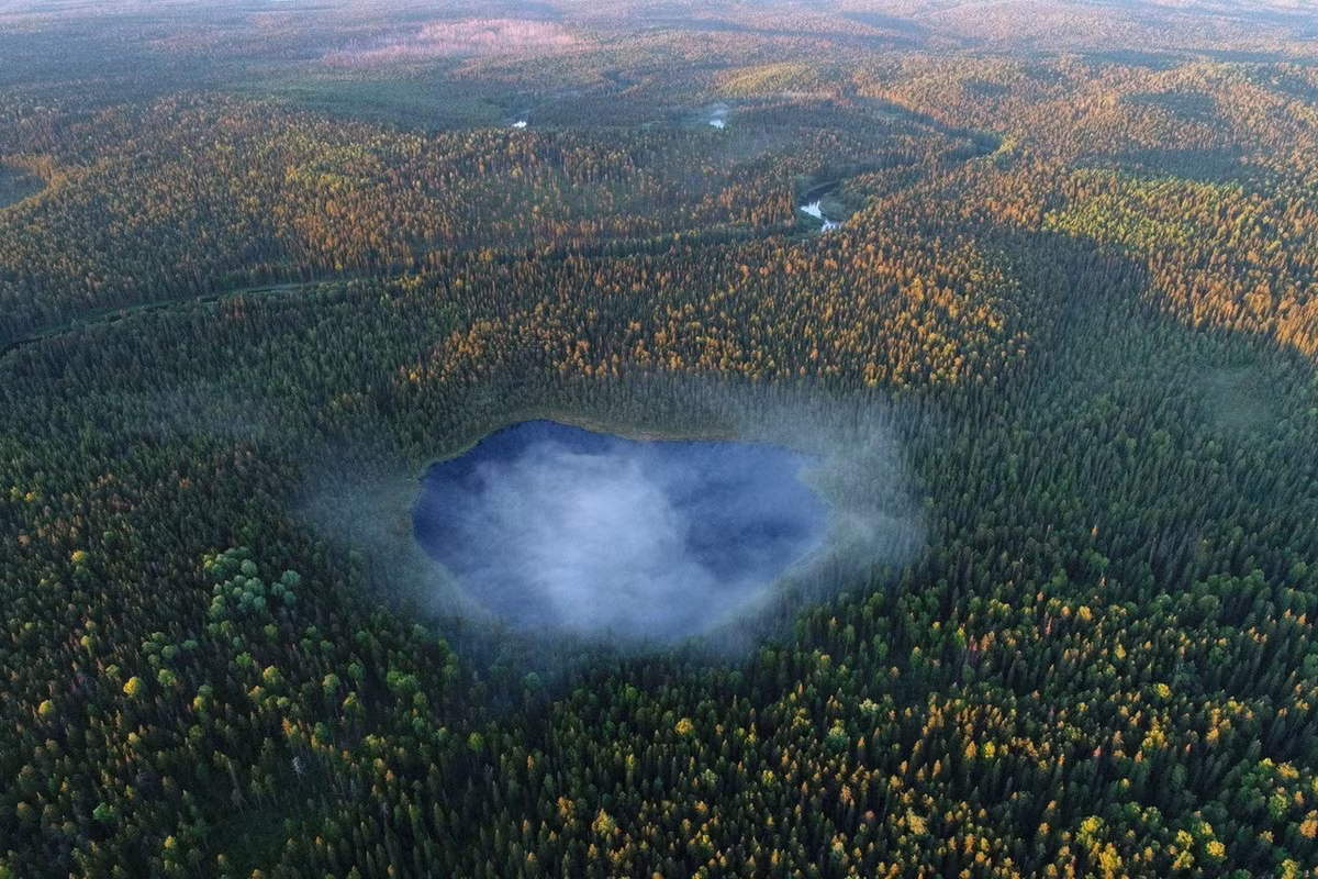 Với những cánh rừng taiga rộng đến hàng triệu km vuông, Nga là nước có diện tích rừng taiga lớn nhất, và đây chính là cảnh quan thiên nhiên điển hình của quốc gia rộng lớn nhất thế giới. Ảnh: Nat-geo.ru.