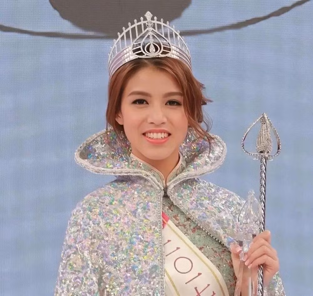 Hoa hau Hong Kong xau nhat lich su gio ra sao?