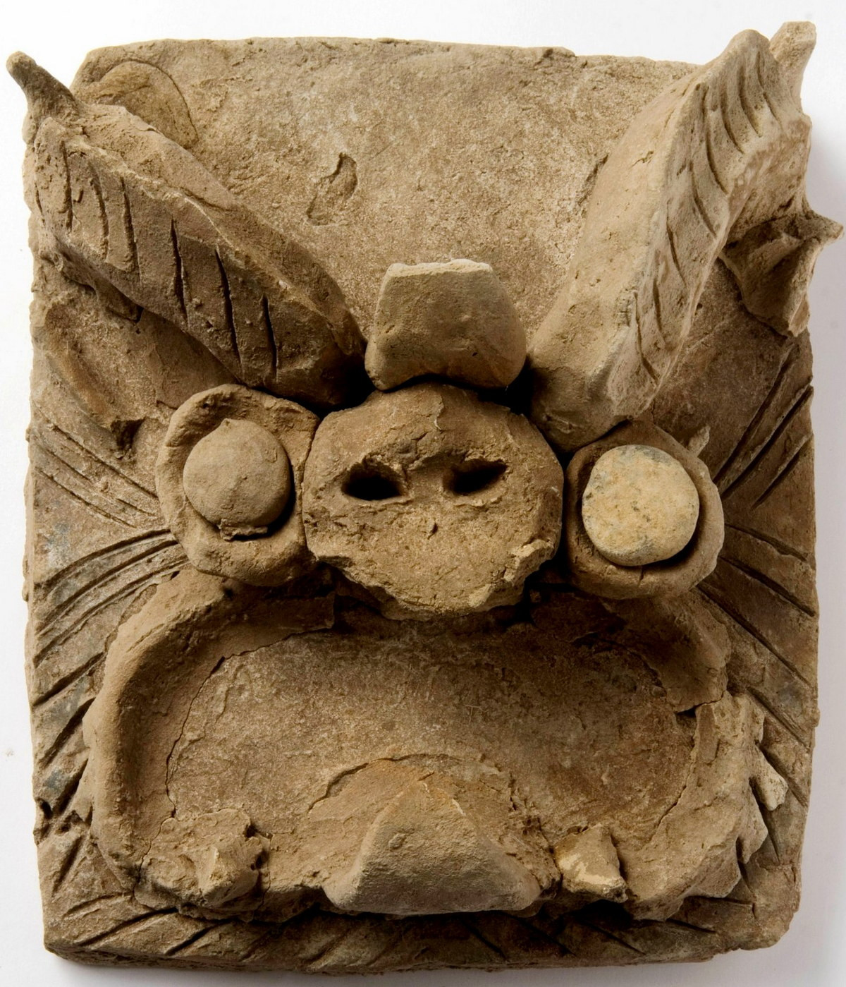 Các nhà khoa học kết luận rằng, dựa trên cách thức xây dựng, phong cách mỹ thuật và những nguyên vật liệu được sử dụng, Por-Bajin là công trình kiến trúc mang sắc thái Trung Hoa cổ. Ảnh: Rozavetrovsibir.ru.