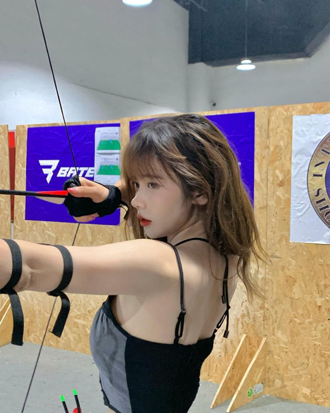 Cac nu cung thu khien bao chang xin duoc “van tien xuyen tim”-Hinh-5