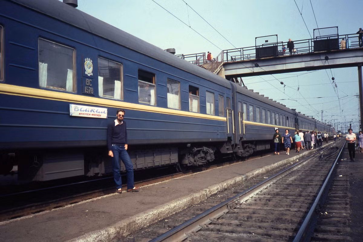 Hiện tại, công tác hiện đại hóa nền đường sắt và cơ sở hạ tầng cho tuyến đường này vẫn được thực hiện không ngừng. Mạng đường sắt xuyên Siberia vừa là di tích lịch sử, vừa là hiện thực sống động của hệ thống giao thông Nga thế kỷ 21. Ảnh: Yandex.ru.