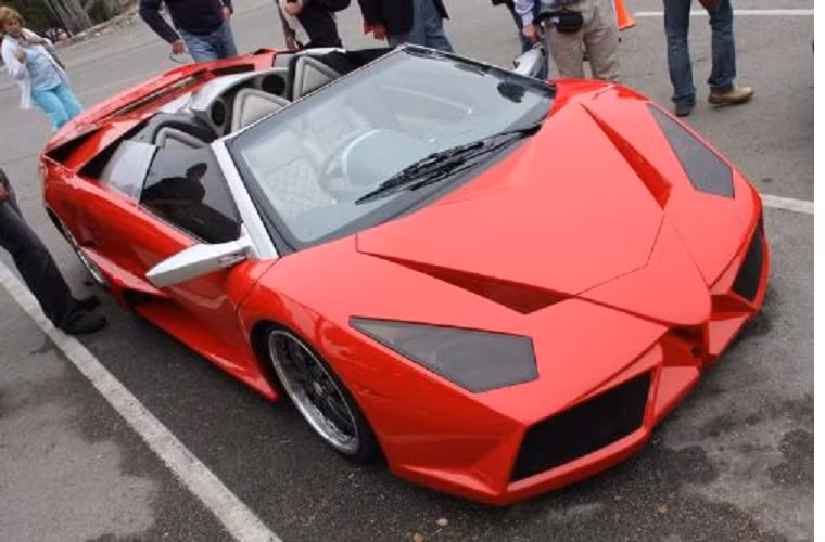 Chỉ được sản xuất 20 chiếc, Lamborghini Reventon đang là một trong những chiếc xe đắt nhất và khó mua nhất thế giới hiện nay.