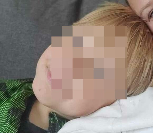 Bé 11 tuổi tử vong vì bị bố mẹ ép uống quá nhiều nước Be 11 tuoi tu vong vi bi bo me ep uong qua nhieu nuoc