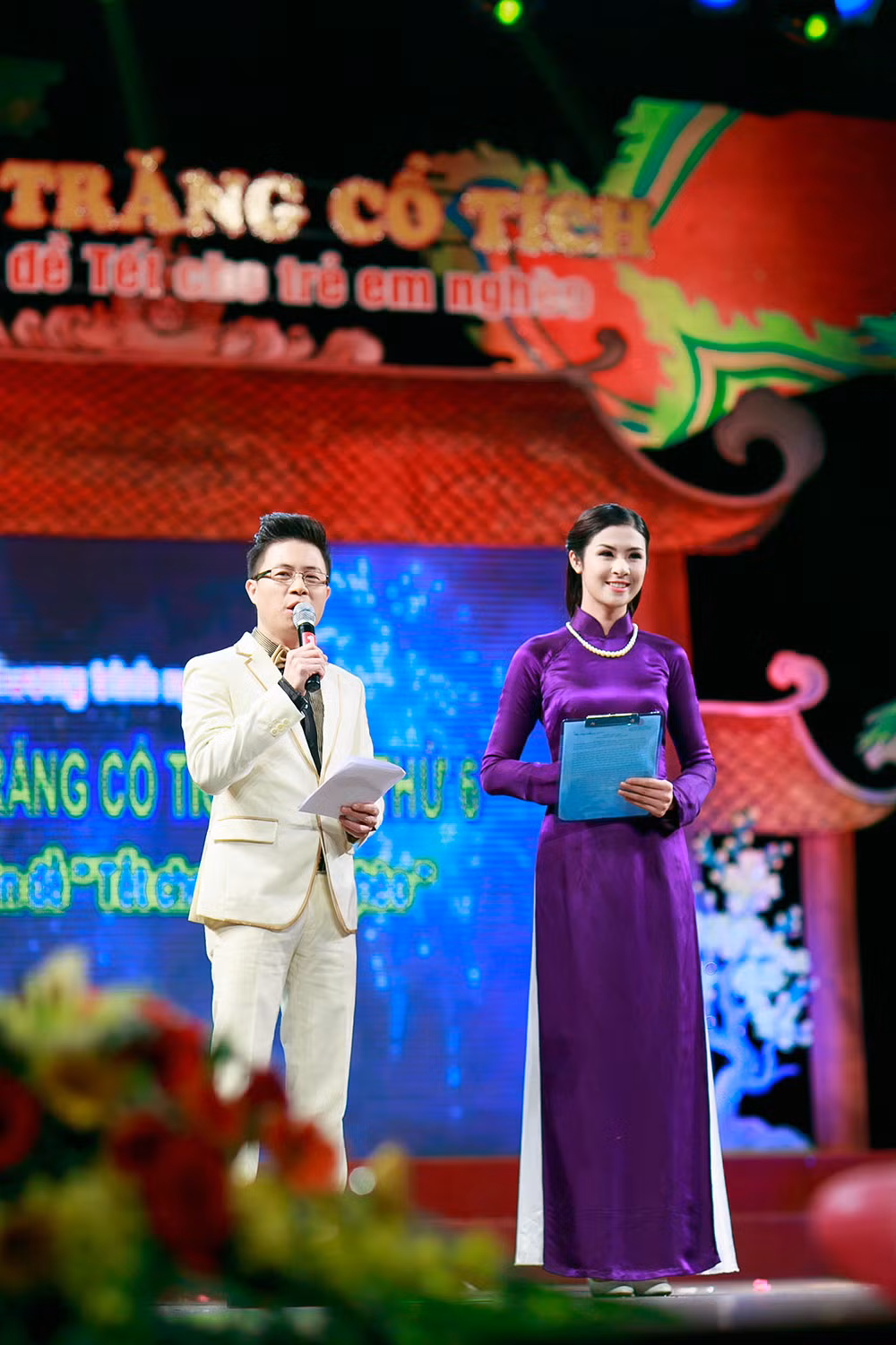 Ngọc Hân xinh đẹp và nổi bật trên sân khấu Vầng trăng cổ tích.