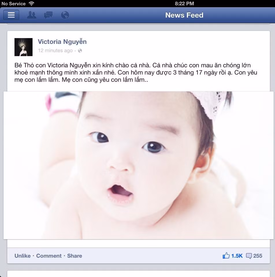 Hình ảnh bé Thỏ được công bố trên trang fanpage riêng do chính mẹ Xuân Lan lập cho mình.