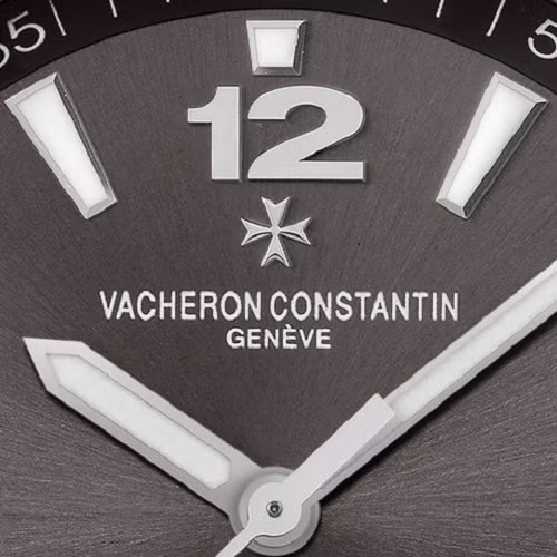 Đồng hồ vàng siêu mỏng Patrimony Contemporaine là sản phẩm mới nhất, đánh dấu sự phát triển ngoạn mục của Vacheron Constantin trong thời gian gần đây.