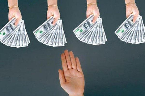 Cho vay tien khong giay to: Lam sao kien khi bi “quyt“