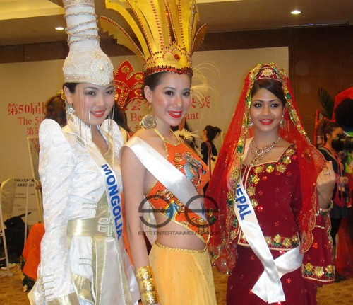 Chung Thục Quyên, người được cho là có nhiều kinh nghiệm "chinh chiến" tại các cuộc thi nhan sắc thế giới cũng không thể lọt vào Top 15 tại Miss International (Hoa Hậu Quốc Tế) 2010. Ảnh: Internet