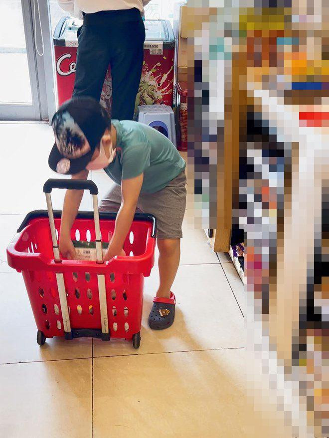 Ngoai hinh con trai 5 tuoi cua Ly Kute va Mac Hong Quan-Hinh-3