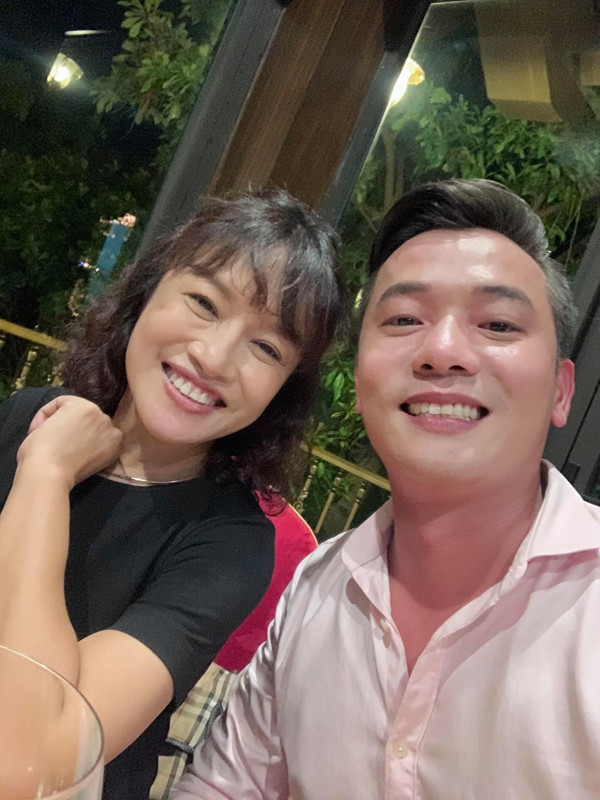 Vo dep con xinh cua Hong “chim lon” trong 