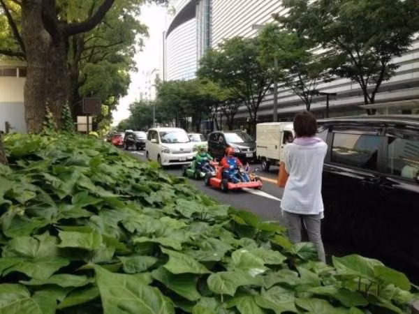 Siêu nhân dạo phố.