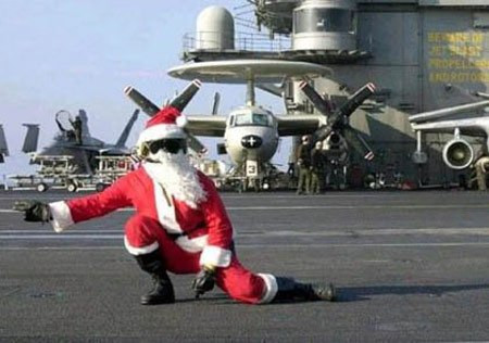 Ông già Noel đổi phương tiện di chuyển.