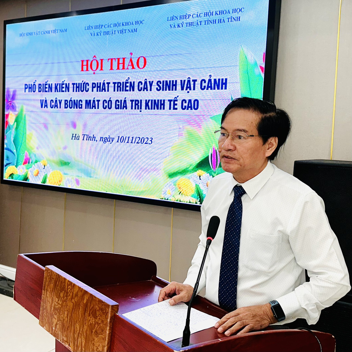 Pho bien kien thuc phat trien cay canh va cay bong mat co gia tri kinh te cao-Hinh-2