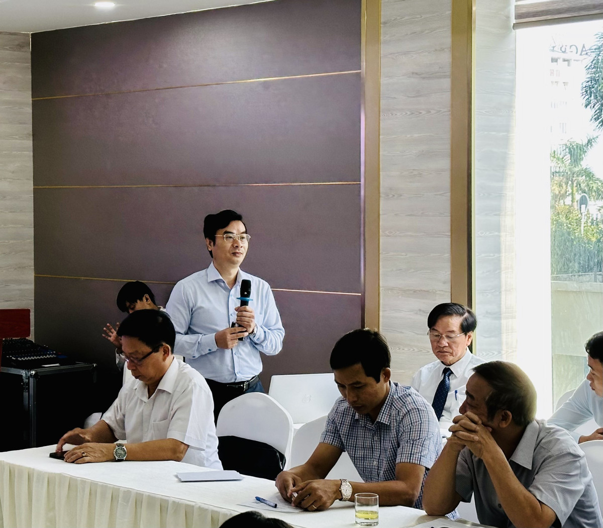 Pho bien kien thuc phat trien cay canh va cay bong mat co gia tri kinh te cao-Hinh-4