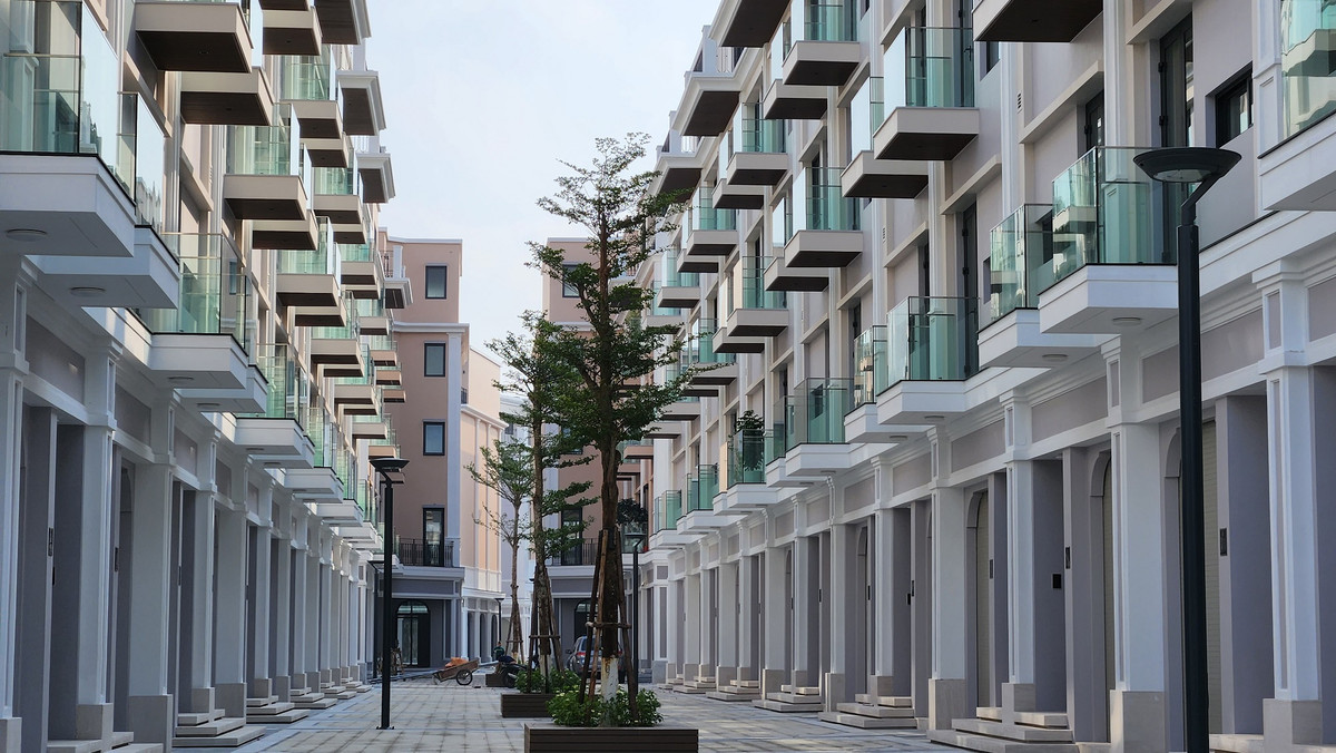 Cận cảnh The Manor Central Park của Bitexco bị yêu cầu thu hồi - Hình 10 Can canh The Manor Central Park cua Bitexco bi yeu cau thu hoi-Hinh-10