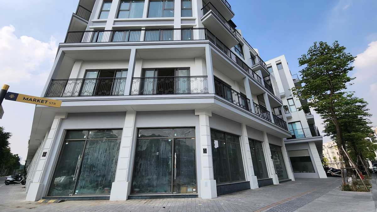 Cận cảnh The Manor Central Park của Bitexco bị yêu cầu thu hồi - Hình 4 Can canh The Manor Central Park cua Bitexco bi yeu cau thu hoi-Hinh-4