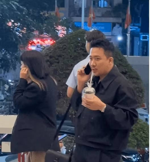 Tran Thanh lo dien sau nghi van sang Han tham my-Hinh-2