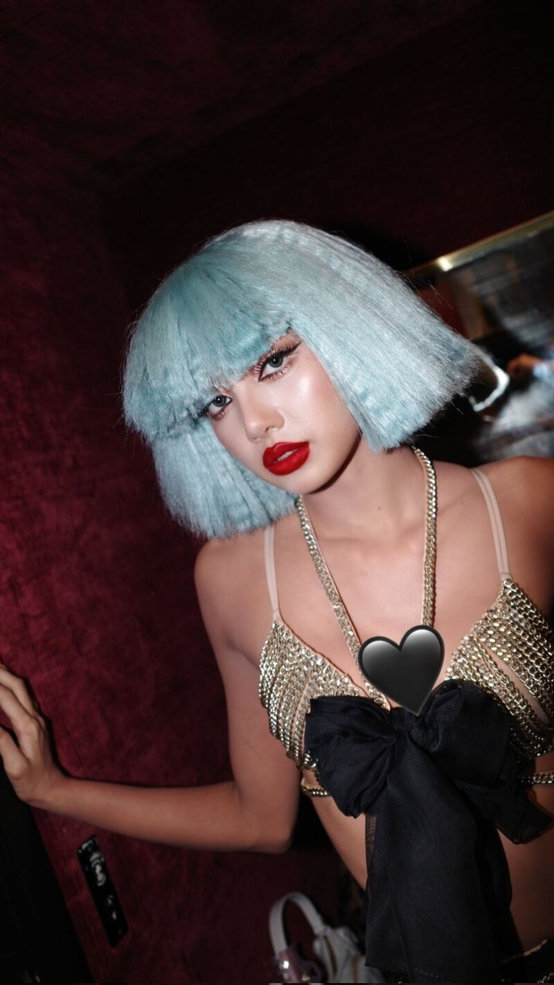 Su khung hoang ma Lisa (BlackPink) khong the luong truoc-Hinh-3