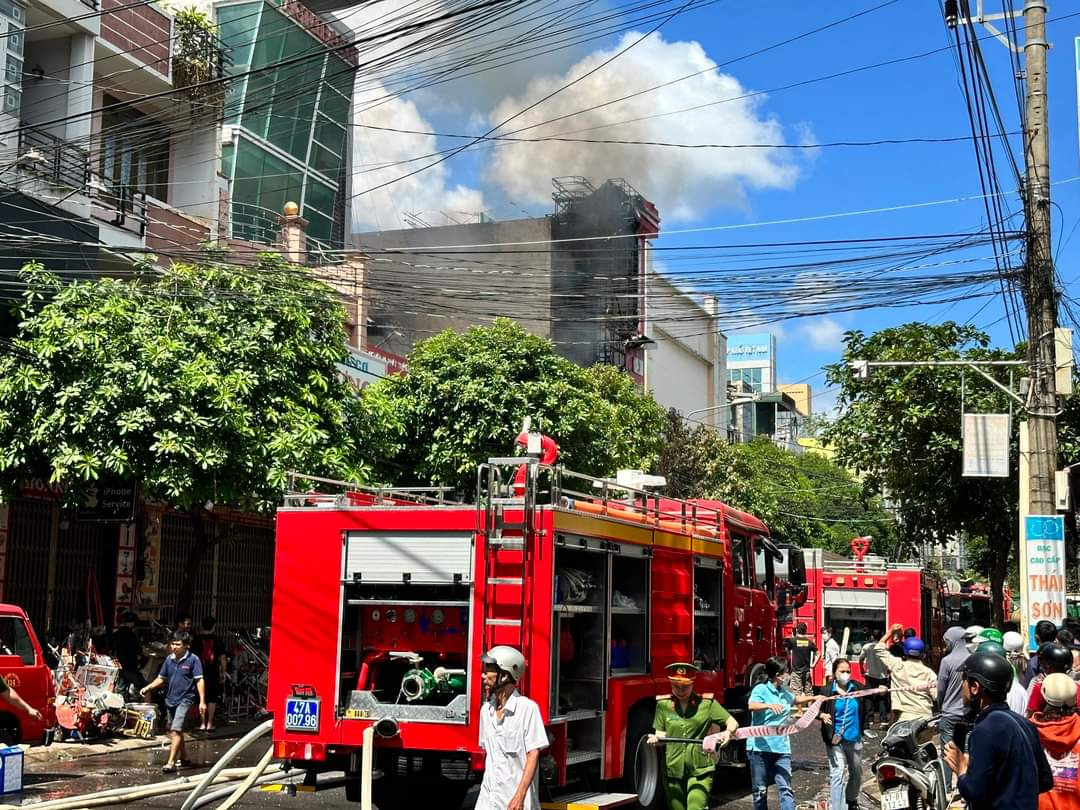 Cong an thong tin ban dau vu chay tai TP Buon Ma Thuot-Hinh-2