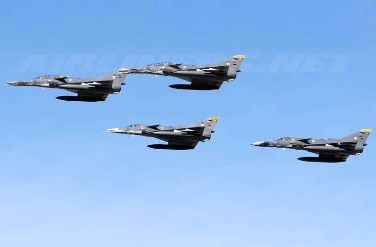 Kfir hoạt động trong Không quân Israel từ năm 1975 tới cuối những năm 1990 thì chính thức nghỉ hưu. Tuy nhiên, nhiều chiếc Kfir còn hoạt động ở một vài quốc gia trên thế giới như Colombia, Ecuador, Sri Lanka. Mặc dù đa số các máy bay mà các nước này sở hữu đều là hàng cũ được tân trang lại nhưng chúng vẫn khá tốt và đáp ứng được yêu cầu chiến đấu. Chính vì là hàng cũ nên giá của chúng rất rẻ, chỉ khoảng 4,5 triệu USD/chiếc nhưng lại có khả năng tác chiến đối không, đối đất tốt.