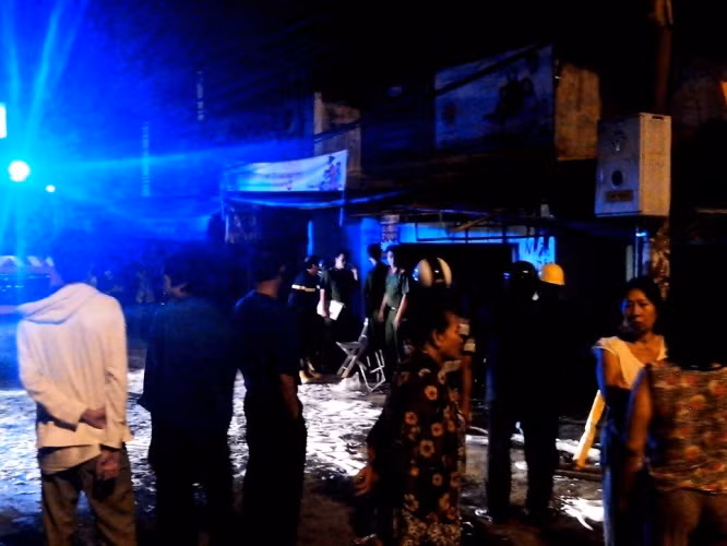 Canh sat PCCC “mat tet” vi 2 vu chay dem giao thua-Hinh-3