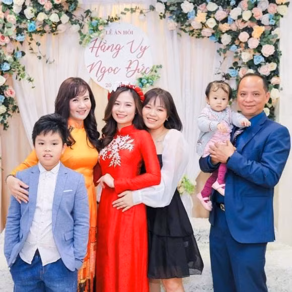 Co con gai thu 2 xinh dep cua “Chien cho” phim “Huong vi tinh than“