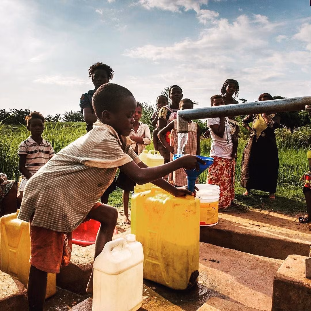 Ngày nay, các tiến bộ y học đã làm giảm sự tàn phá của bệnh tả. Nhưng căn bệnh này vẫn hoành hành ở nhiều khu vực thuộc châu Phi và châu Á, trong đó có của Việt Nam.