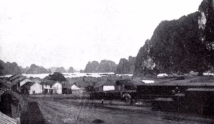 Một ngôi làng gần mỏ than.