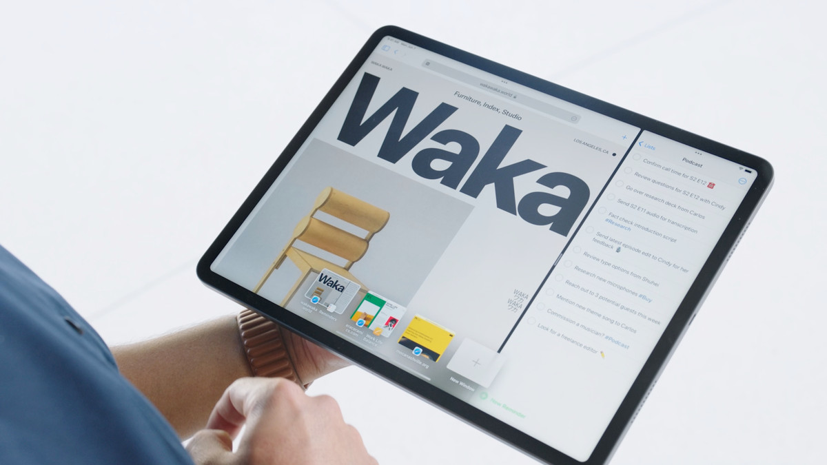 Khả năng đa nhiệm trên iPadOS 15 được cải tiến với thanh công cụ mới để quản lý các chế độ đa nhiệm. Tính năng “shelf” giúp quản lý, di chuyển giữa các cửa sổ đa nhiệm dễ dàng hơn.