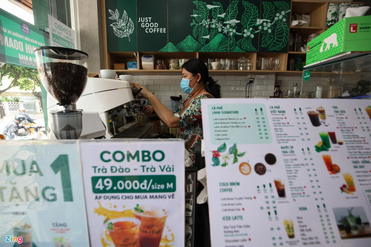 De xuat TP.HCM cho hang quan an uong phuc vu tai cho den 21h