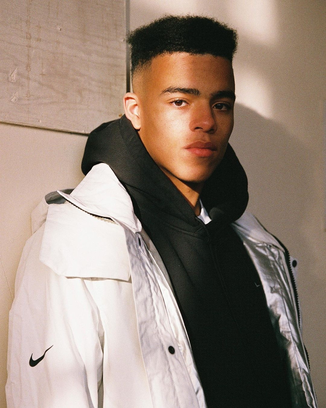 Chia sẻ vào thời điểm đó, mẹ của Greenwood - bà Melanie Hamilton - cho biết con trai rất vui khi chiến thắng và đã ăn mừng ở cửa hàng thức ăn nhanh. "Mason chưa bao giờ muốn vào cửa hàng này nhưng thằng bé đã được chị gái thuyết phục", Hamilton chia sẻ. Ảnh: @masongreenwood.