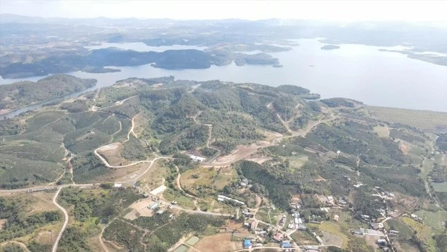 Kiểm điểm 190 cá nhân, tập thể lãnh đạo UBND tỉnh Lâm Đồng Kiem diem 190 ca nhan, tap the lanh dao UBND tinh Lam Dong