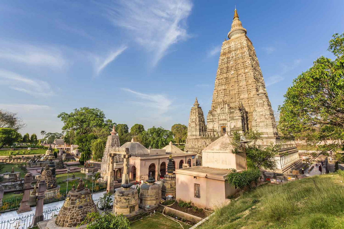 Nằm ở quần thể di tích Bodh Gaya (Bồ Đề Đạo Tràng) ở bang Bihar, Ấn Độ, chùa Mahabodhi (Đại Giác Ngộ Tự) được xây dựng tại nơi Đức Phật Thích-ca Mâu-ni đạt được sự giác ngộ chân lý dưới một gốc cây bồ đề, theo sử tích của đạo Phật. Ảnh: TripSavvy.