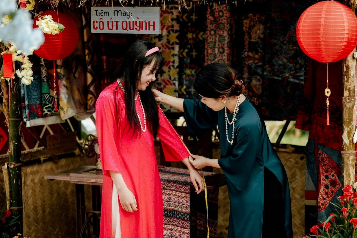 Gioi tre thich thu voi tip chup anh Tet xua voi ao dai-Hinh-7