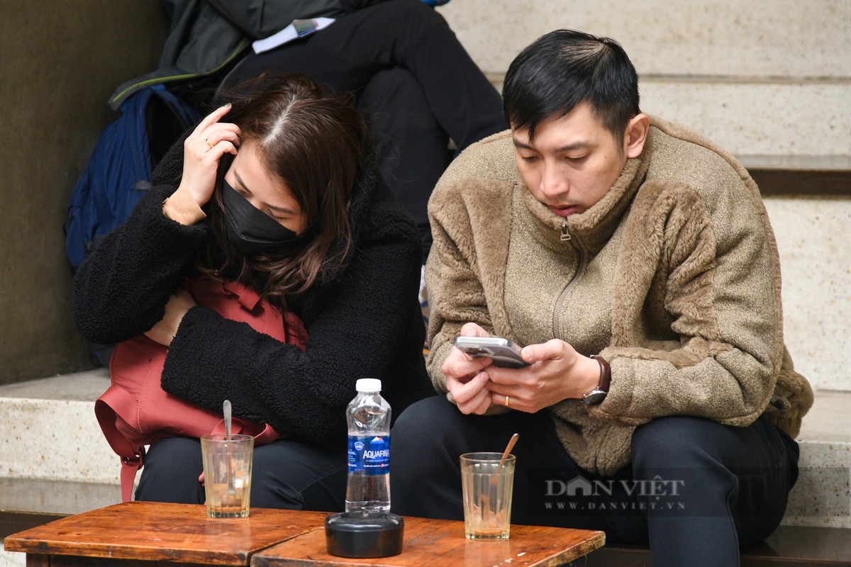 Điểm đáng chú ý trong đợt rét này, Hà Nội ít mưa, rét khô; trưa và chiều giảm mây; nhiệt độ giữa ngày và đêm chênh khoảng 4-5 độ C.