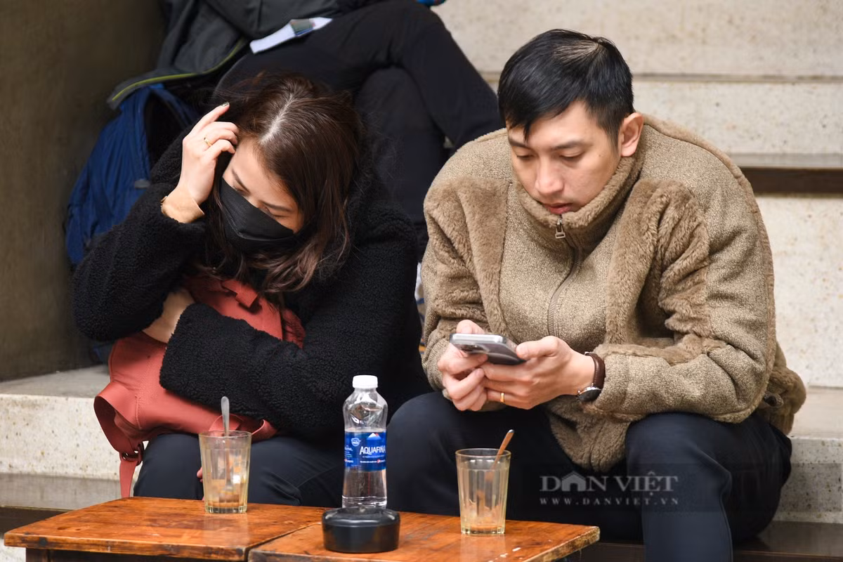 Điểm đáng chú ý trong đợt rét này, Hà Nội ít mưa, rét khô; trưa và chiều giảm mây; nhiệt độ giữa ngày và đêm chênh khoảng 4-5 độ C.