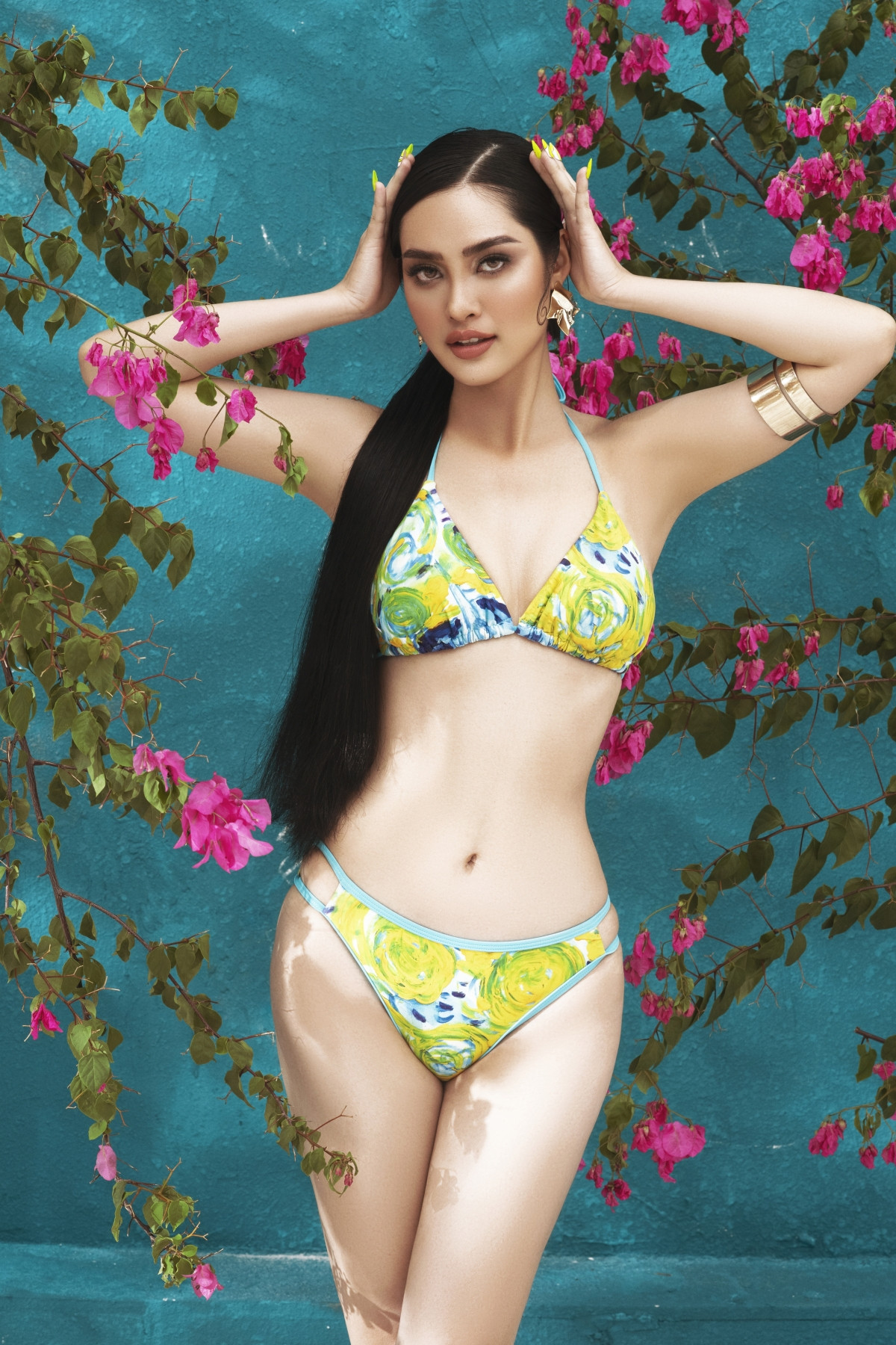 Dan thi sinh Hoa hau cac dan toc Viet Nam nong bong voi bikini-Hinh-11