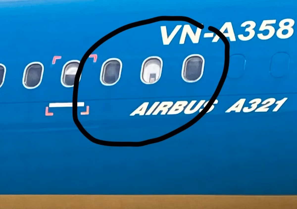 Cai dien thoai quay clip tren may bay co bi xu phat?