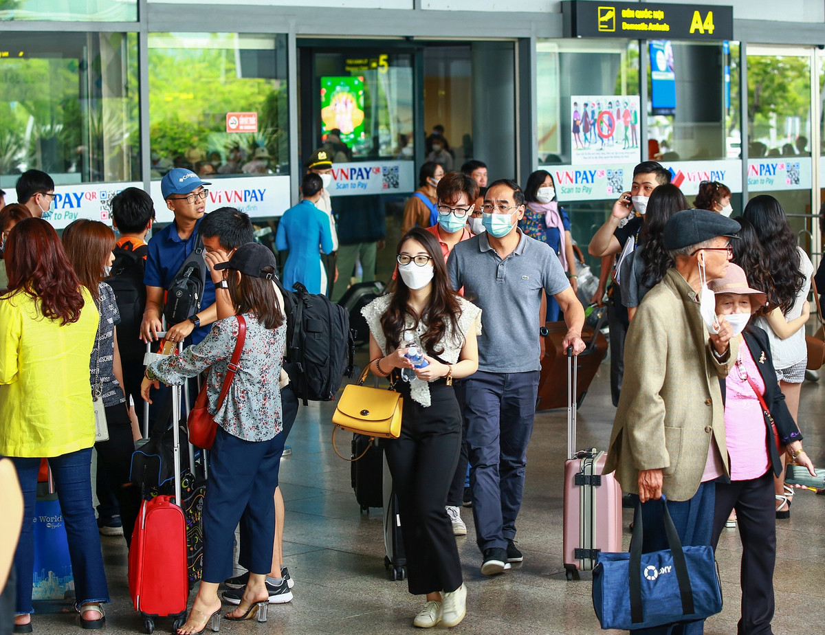 San bay Da Nang chat kin du khach-Hinh-2