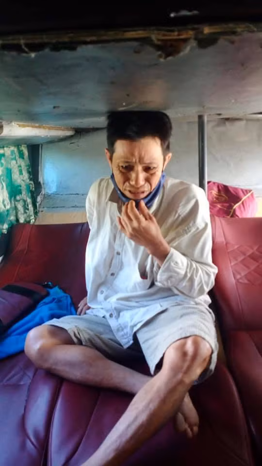 Dan mang thuong cam hoan canh nguoi phu ho lam roi tien tich gop