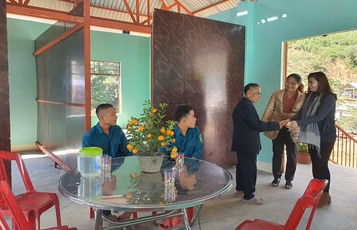 Cuộc sống mới ở Trà Leng