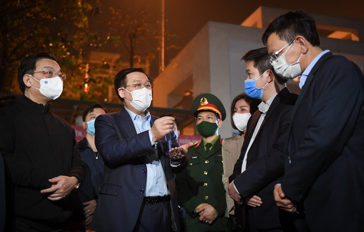 Ha Noi phat muc cao nhat nguoi khong deo khau trang