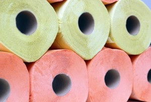 Giấy vệ sinh màu đỏ có thể gây nhầm lẫn cho các bệnh nhân về triệu chứng của ung thư ruột kết.