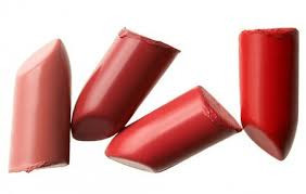 Một lần nữa, chì, một trong những kim loại phổ biến nhất được tìm thấy trong son môi, được coi là nguy hiểm cho cơ thể.