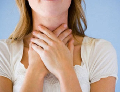 5. Di căn ung thư mũi họng đến cổ gây ra ít khối u, nhưng phát triển nhanh chóng, với kết cấu vững chắc, hoạt động kém và không đau nén.