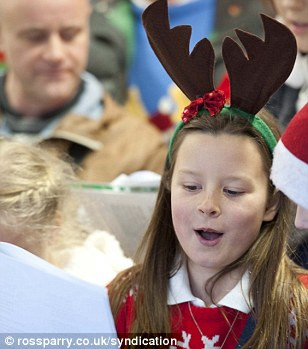 Charley tự mình thu âm bài hát trước dịp Giáng sinh và ngay lập tức trở thành bản hit.